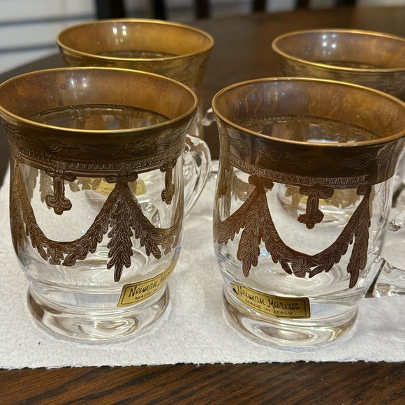 Neiman Marcus Gold Trim Glass Mug - Picture 4 of 11